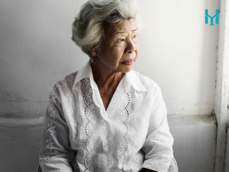 Căng thẳng, bồn chồn, dễ cáu gắt